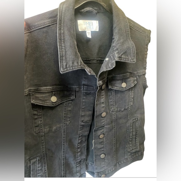 TIME AND TRU Black Faded Denim Wash Jacket, Women’s Plus Size. - Picture 3 of 5